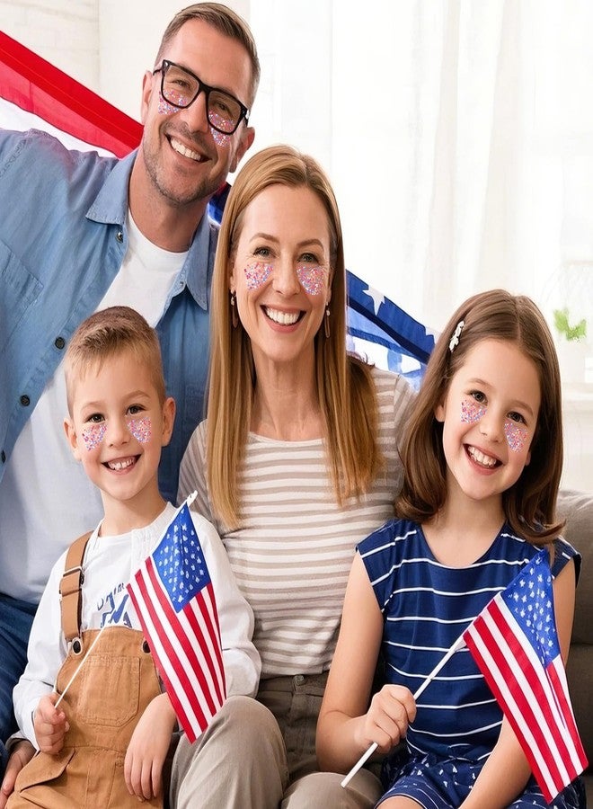 يويان مجموعة بريق للجسم باللون الأحمر والأبيض والأزرق - إكسسوارات ملابس ليوم الاستقلال الأمريكي للنساء والأطفال، بريق للوجه على شكل علم الولايات المتحدة الأمريكية مع غراء، 4 عبوات من ترتر لامع ثلاثي الأبعاد للشعر بألوان العلم الأمريكي للاحتفال بيوم الاستقلال - Image 2